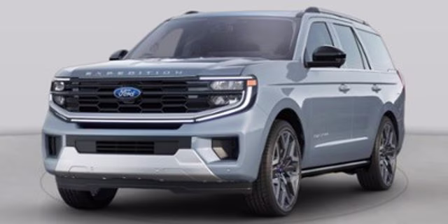 2027 Gray Ford Expedition Platinum 4X4 SUV
