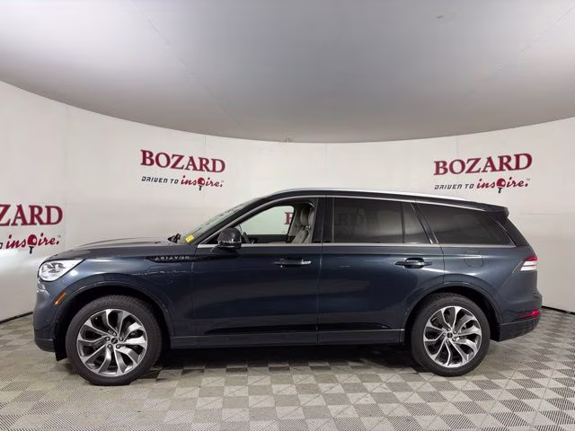 2022 Blue Metallic Lincoln Aviator Plug-In Hybrid Grand Touring AWD SUV