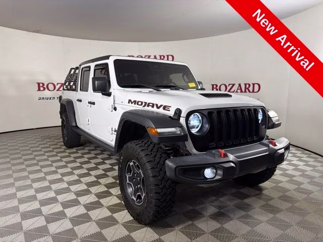 2020 Bright White Clearcoat Jeep Gladiator Mojave 4X4 Truck