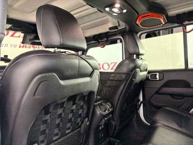 2020 Bright White Clearcoat Jeep Gladiator Mojave 4X4 Truck