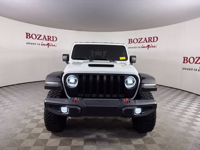 2020 Bright White Clearcoat Jeep Gladiator Mojave 4X4 Truck