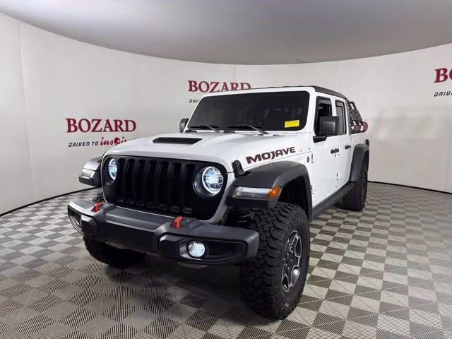 2020 Bright White Clearcoat Jeep Gladiator Mojave 4X4 Truck