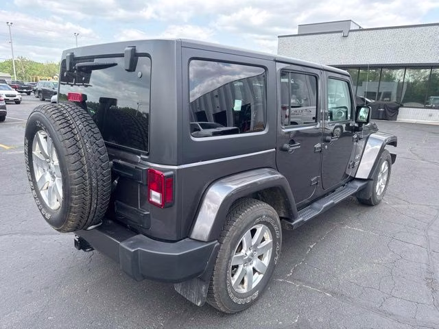2017 Granite Crystal Metallic Clearcoat Jeep Wrangler Unlimited Sahara 4X4 SUV
