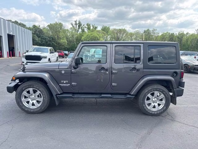 2017 Granite Crystal Metallic Clearcoat Jeep Wrangler Unlimited Sahara 4X4 SUV
