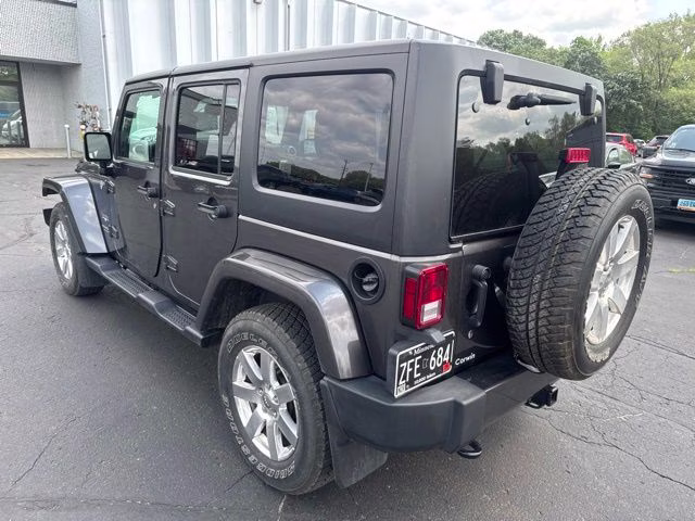 2017 Granite Crystal Metallic Clearcoat Jeep Wrangler Unlimited Sahara 4X4 SUV