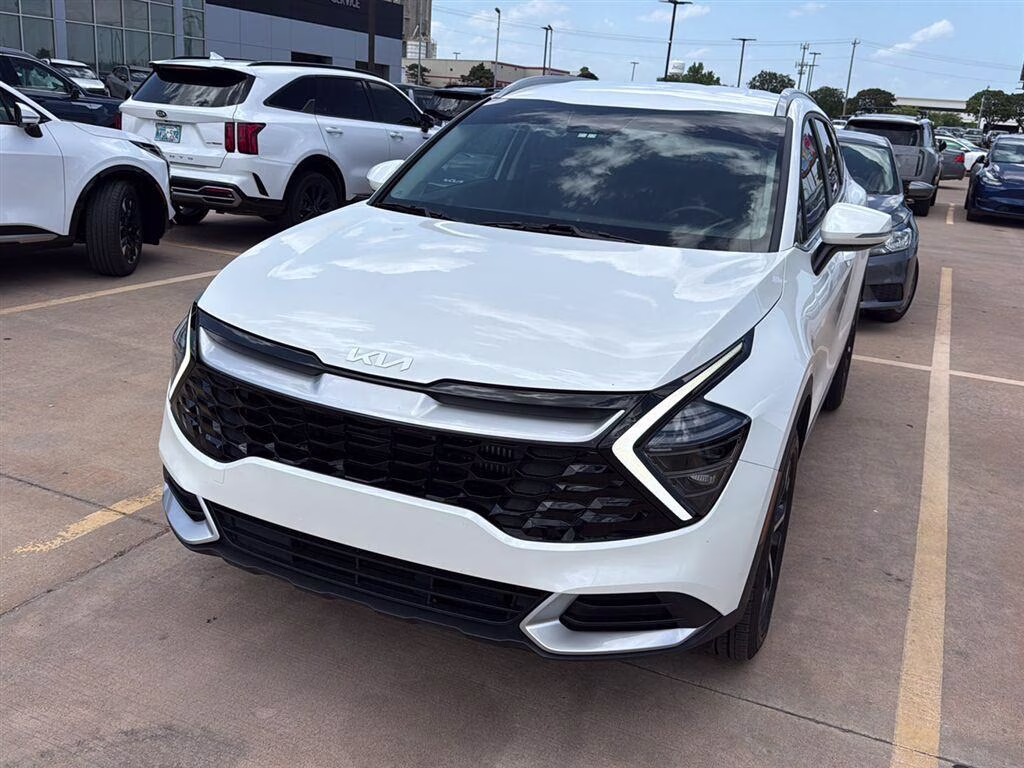 2025 Snow White Pearl Kia Sportage Hybrid EX AWD SUV