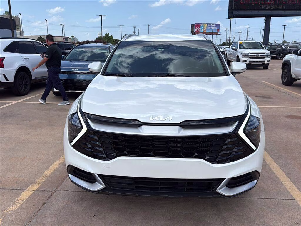 2025 Snow White Pearl Kia Sportage Hybrid EX AWD SUV