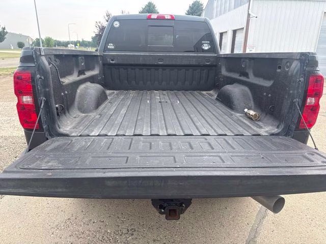 2017 Graphite Metallic Chevrolet Silverado 3500HD LT 4X4 Truck