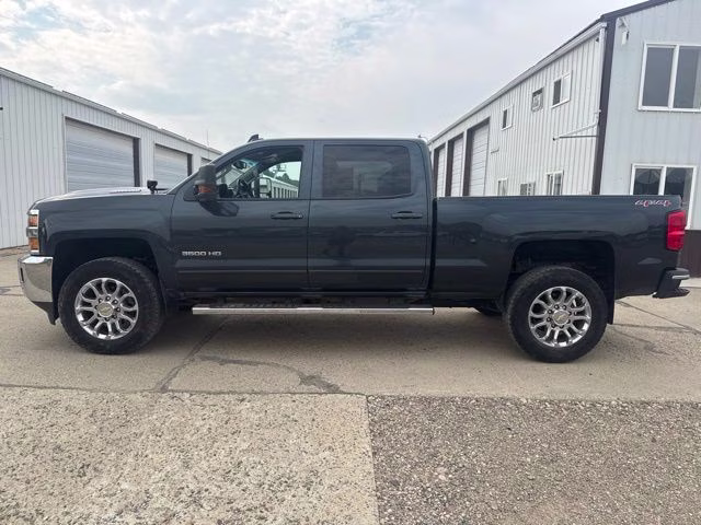 2017 Graphite Metallic Chevrolet Silverado 3500HD LT 4X4 Truck