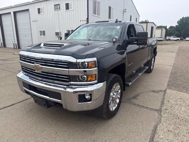 2017 Graphite Metallic Chevrolet Silverado 3500HD LT 4X4 Truck