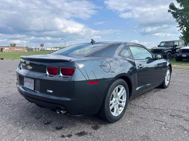 2013 Ashen Gray Metallic Chevrolet Camaro 1LT RWD Coupe