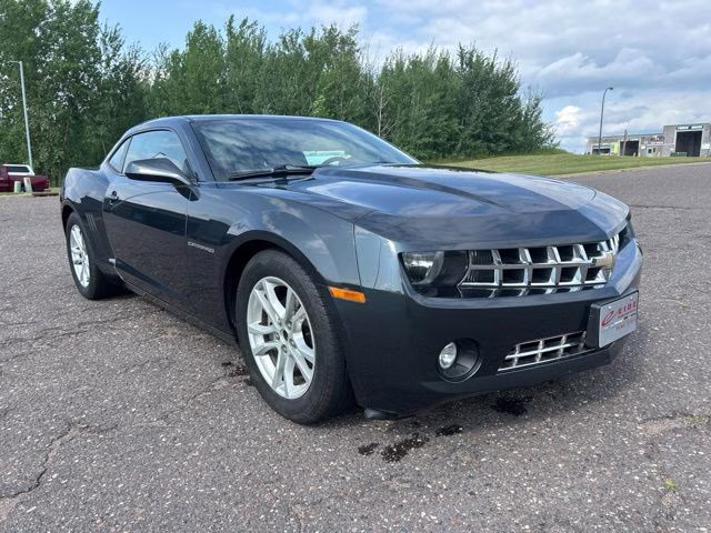 2013 Ashen Gray Metallic Chevrolet Camaro 1LT RWD Coupe