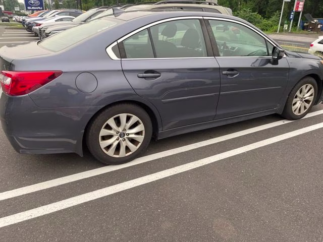 2017 Carbide Gray Metallic Subaru Legacy 2.5i AWD Sedan