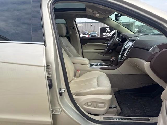 2016 Gold Cadillac SRX Luxury AWD SUV