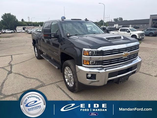 2017 Graphite Metallic Chevrolet Silverado 3500HD LT 4X4 Truck