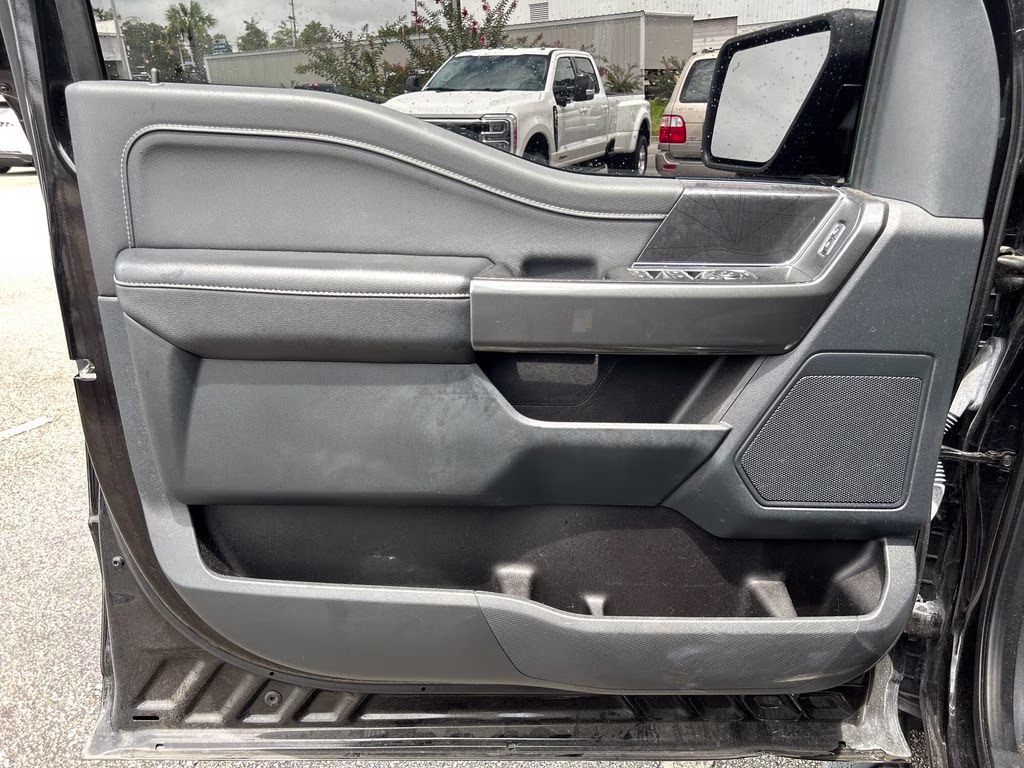 2022 Agate Black Metallic Ford F-150 XLT 4X4 Truck