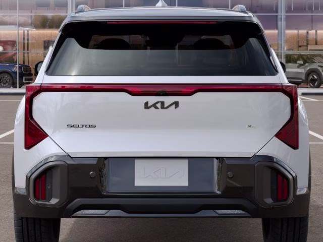 2027 White Kia Seltos X-Line S AWD SUV