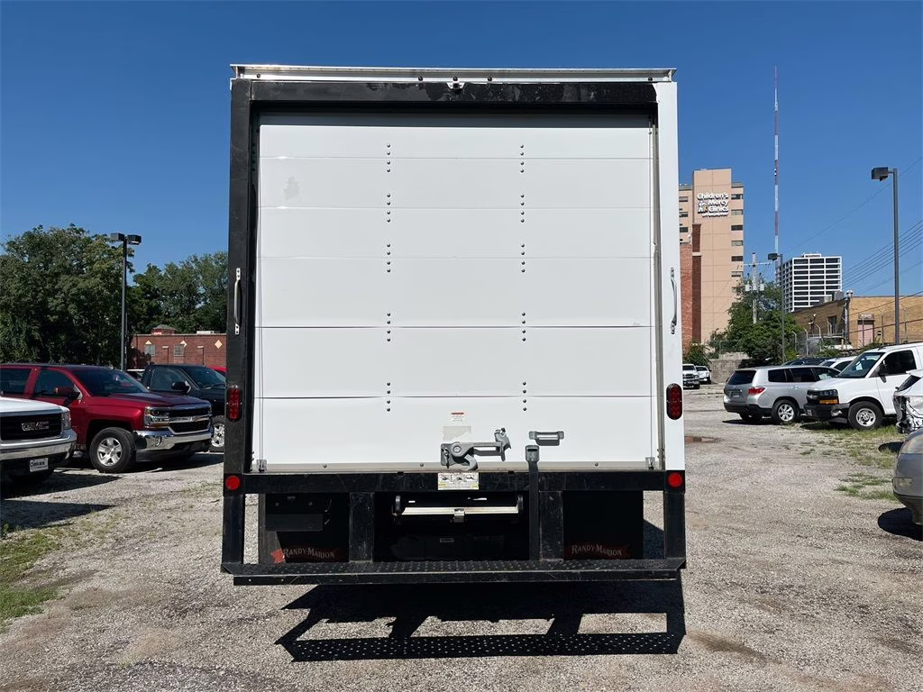 2023 Oxford White Ford E-450SD Base RWD Truck