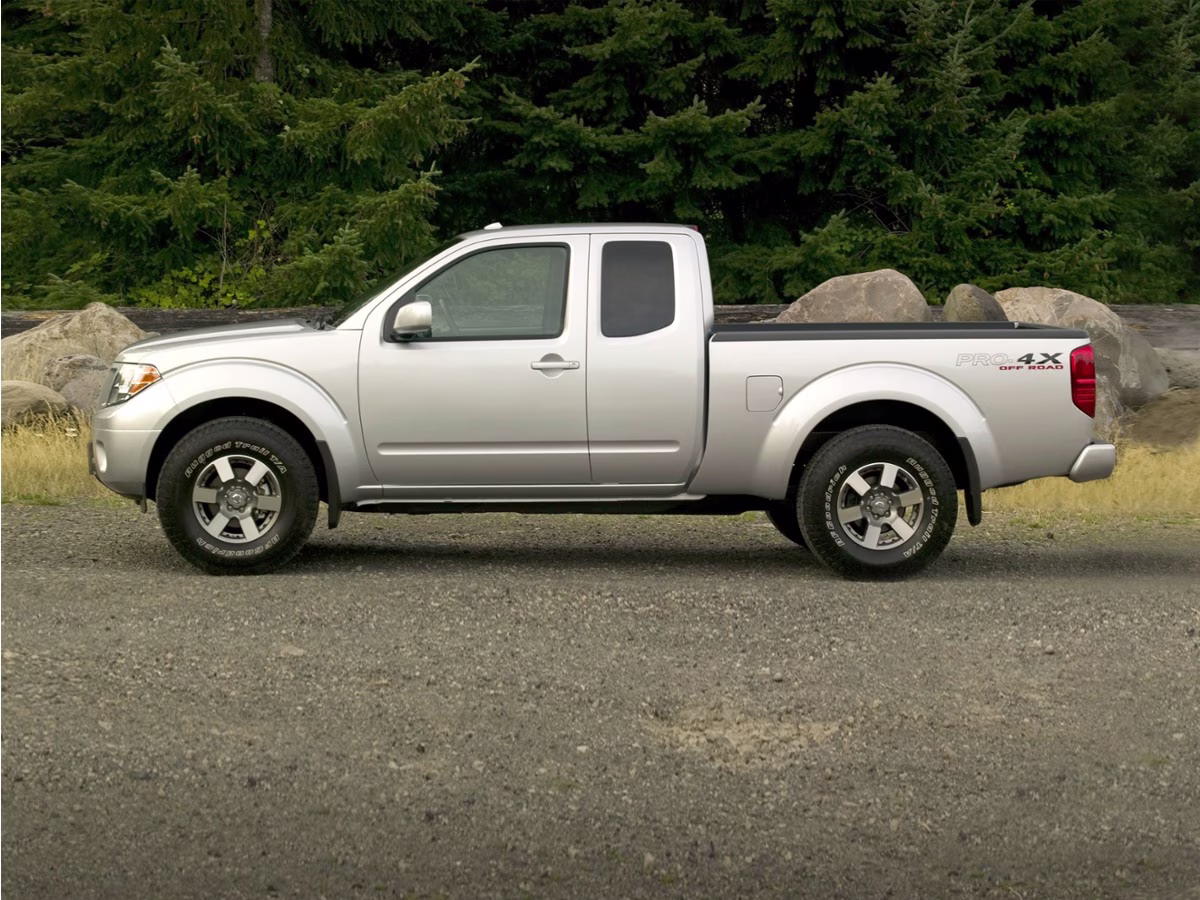 2014 Cayenne Red Pearl Nissan Frontier S 4X4 Truck