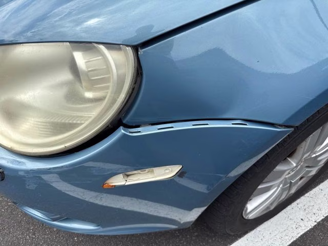 2009 Volkswagen Eos Komfort Edition FWD Convertible