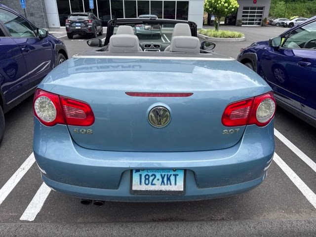 2009 Volkswagen Eos Komfort Edition FWD Convertible