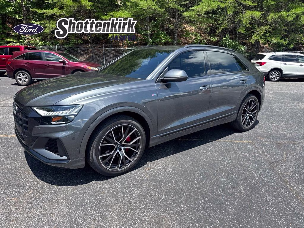 2020 Daytona Gray Pearl Audi Q8 55 Prestige AWD SUV