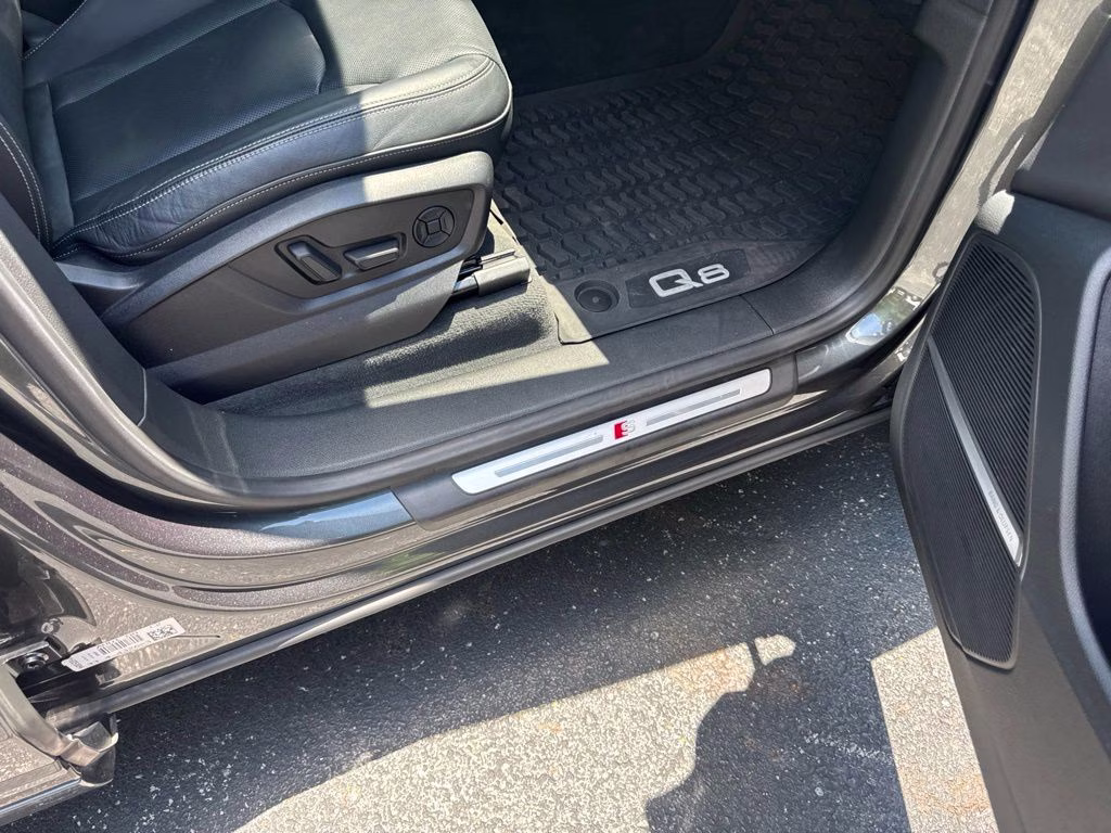 2020 Daytona Gray Pearl Audi Q8 55 Prestige AWD SUV