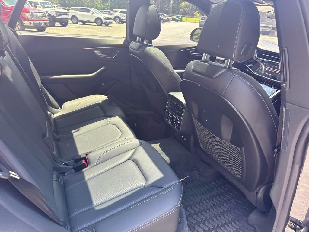 2020 Daytona Gray Pearl Audi Q8 55 Prestige AWD SUV