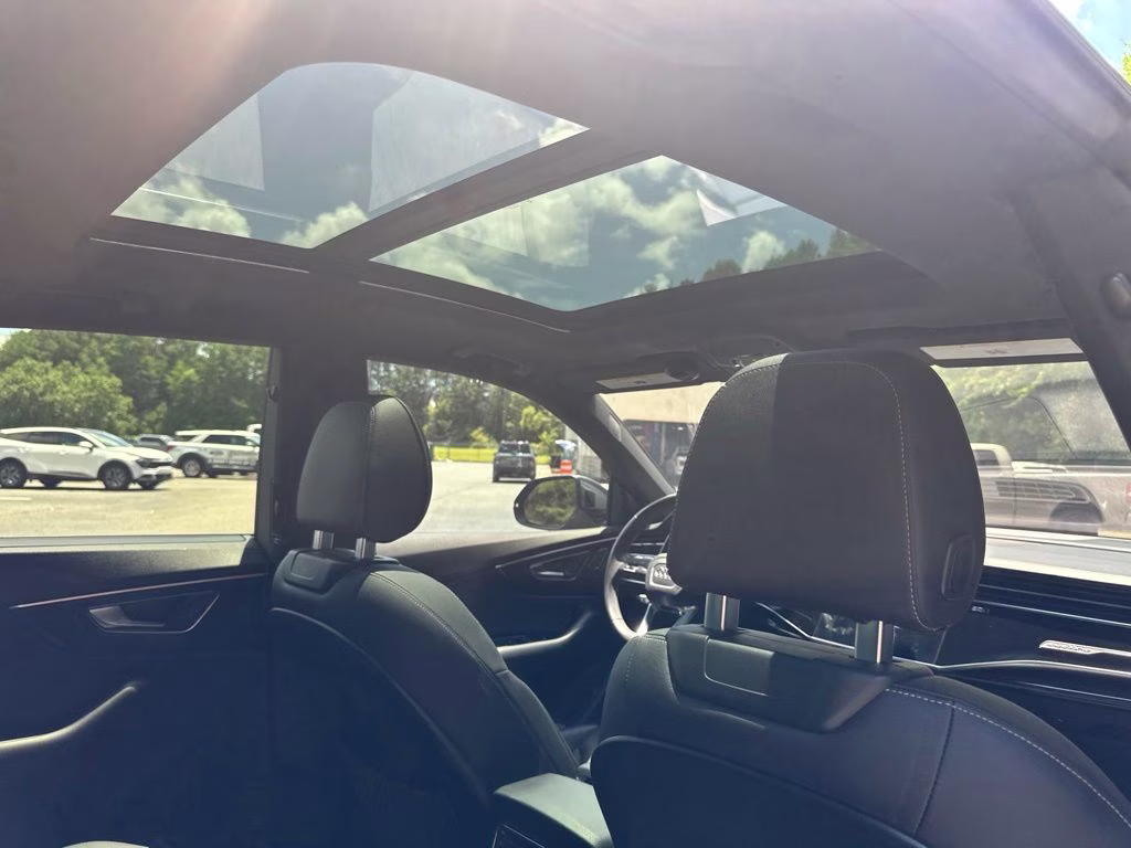 2020 Daytona Gray Pearl Audi Q8 55 Prestige AWD SUV
