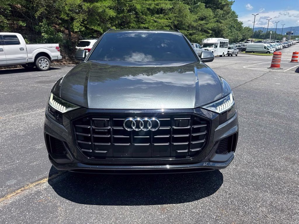 2020 Daytona Gray Pearl Audi Q8 55 Prestige AWD SUV