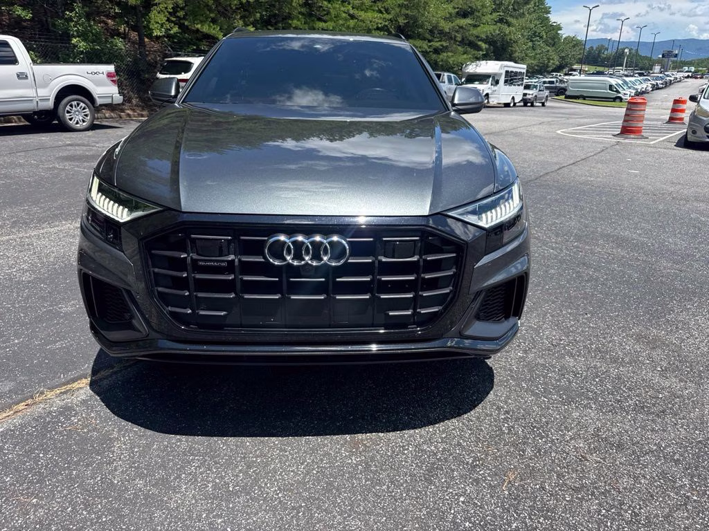 2020 Daytona Gray Pearl Audi Q8 55 Prestige AWD SUV