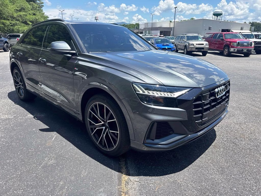 2020 Daytona Gray Pearl Audi Q8 55 Prestige AWD SUV