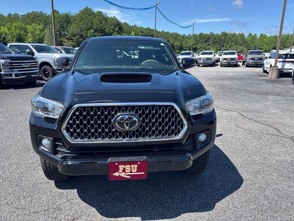 2018 Midnight Black Metallic Toyota Tacoma TRD Sport 4X4 Truck