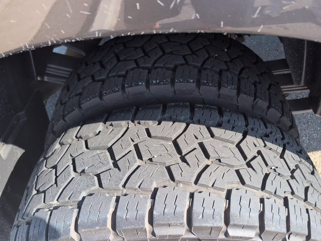 2024 Granite Crystal Metallic Clearcoat Ram 3500 Big Horn 4X4 Truck