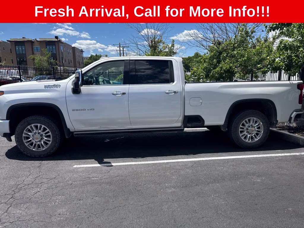 2022 Pearl Chevrolet Silverado 2500HD High Country 4X4 Truck
