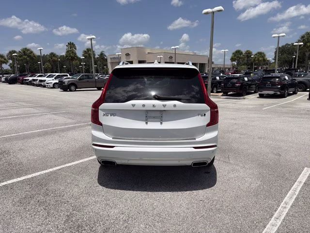 2017 Ice White Volvo XC90 T6 Momentum AWD SUV