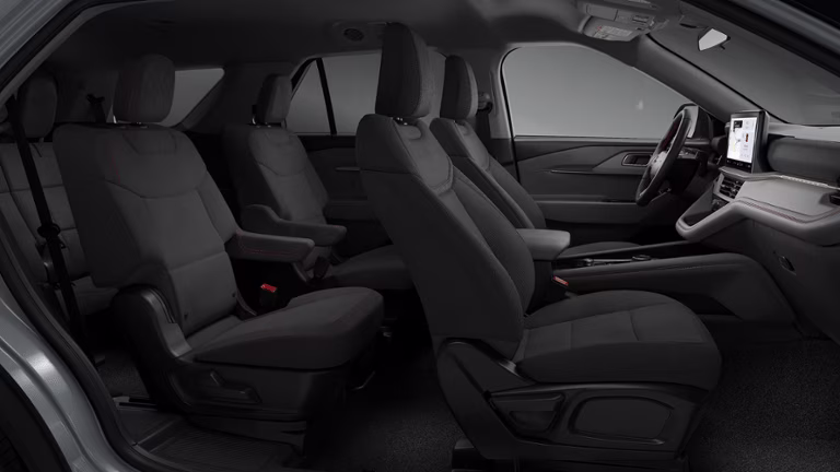 2026 Space White Metallic Ford Explorer Active RWD SUV