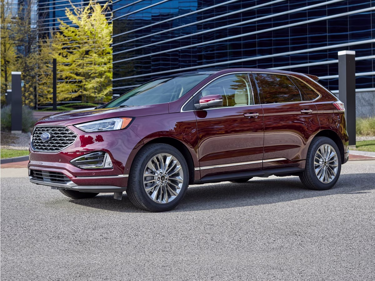 2021 Gray Ford Edge SEL AWD SUV