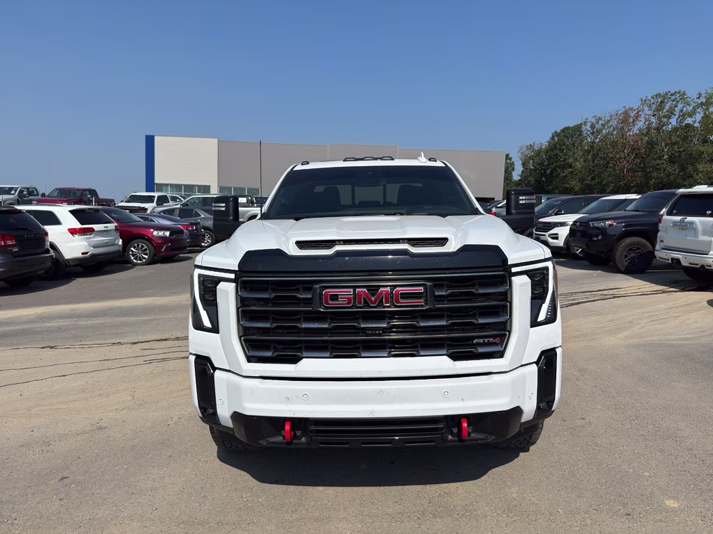 2026 Summit White GMC Sierra AT4 4X4 Truck