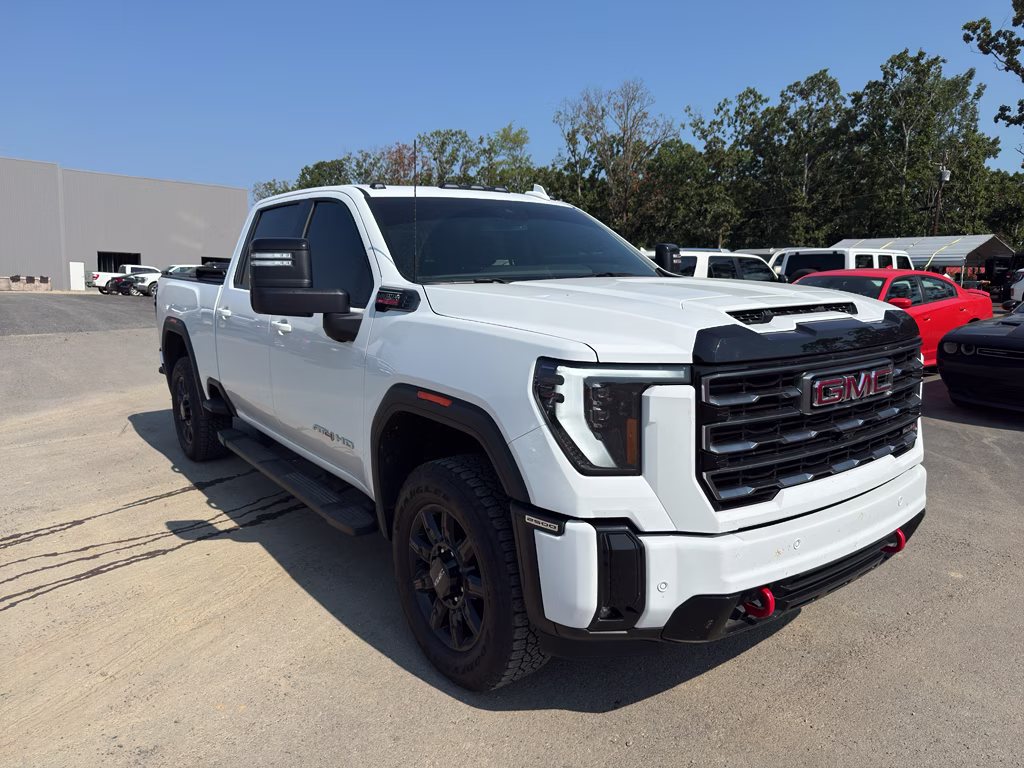 2026 Summit White GMC Sierra AT4 4X4 Truck