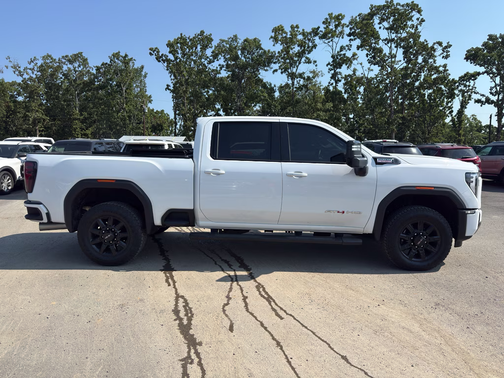 2026 Summit White GMC Sierra AT4 4X4 Truck