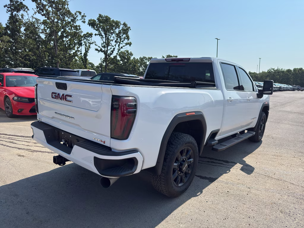 2026 Summit White GMC Sierra AT4 4X4 Truck