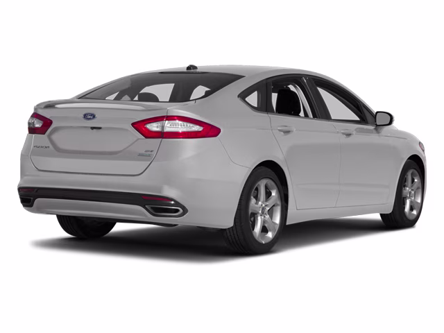 2014 Ingot Silver Ford Fusion SE FWD Sedan