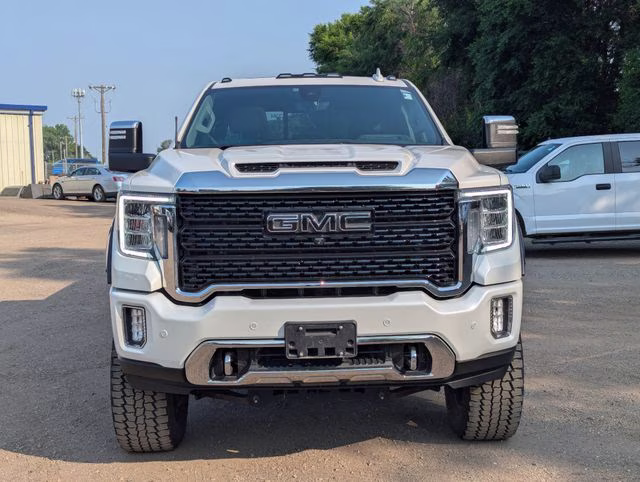 2023 White GMC Sierra 3500HD Denali 4X4 Truck