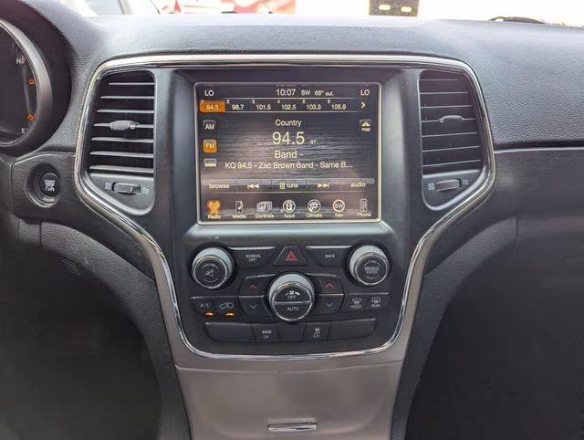 2014 Brilliant Black Crystal Pearlcoat Jeep Grand Cherokee Altitude 4X4 SUV