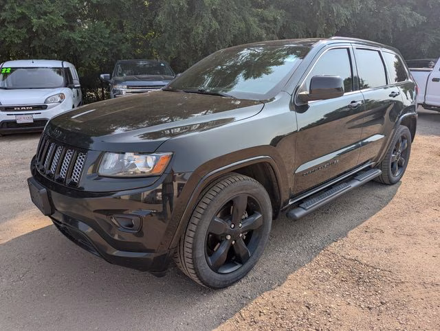 2014 Brilliant Black Crystal Pearlcoat Jeep Grand Cherokee Altitude 4X4 SUV