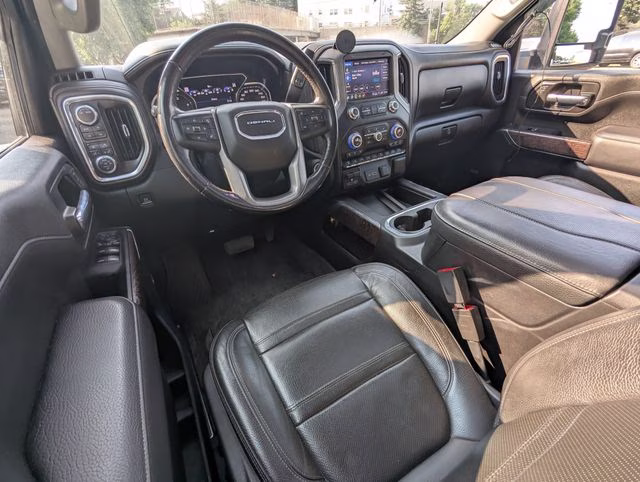 2023 White GMC Sierra 3500HD Denali 4X4 Truck