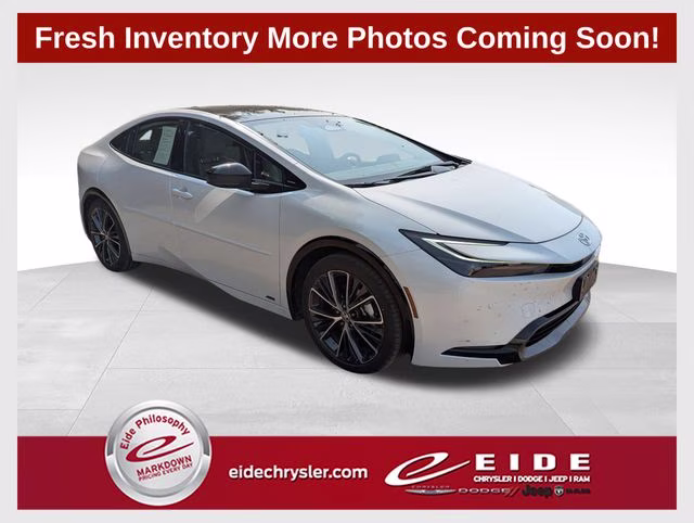 2025 Wind Chill Pearl Toyota Prius Limited AWD Hatchback