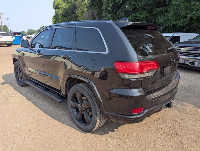 2014 Brilliant Black Crystal Pearlcoat Jeep Grand Cherokee Altitude 4X4 SUV