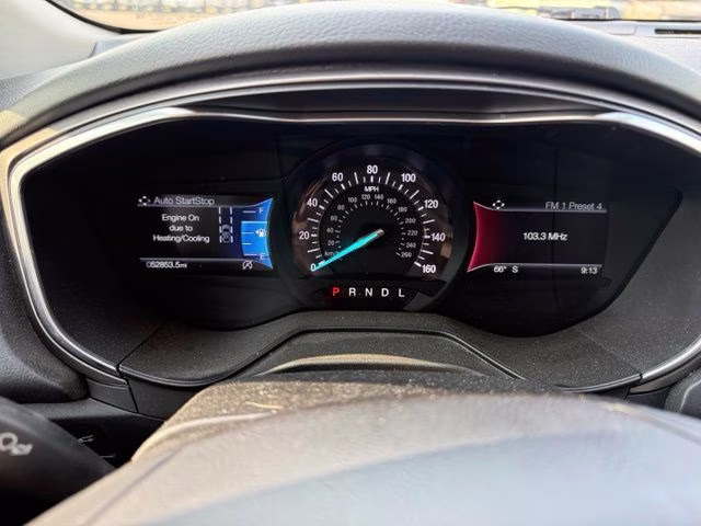 2020 Oxford White Ford Fusion SE FWD Sedan